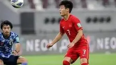 大连队领跑中超降薪潮，球员自愿放弃5月薪酬