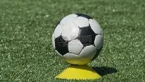 “特朗普关税政策引发加拿大、墨西哥及中国三国争议”