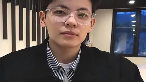 “19分10板逆风翻盘！广东CBA强力前锋逆袭，洛夫顿劲敌浮现？”