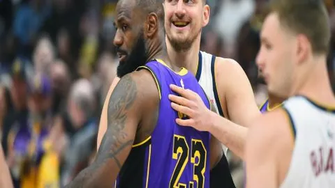 “澳蓝凤凰激情对决，巅峰之战大班军团来袭！”